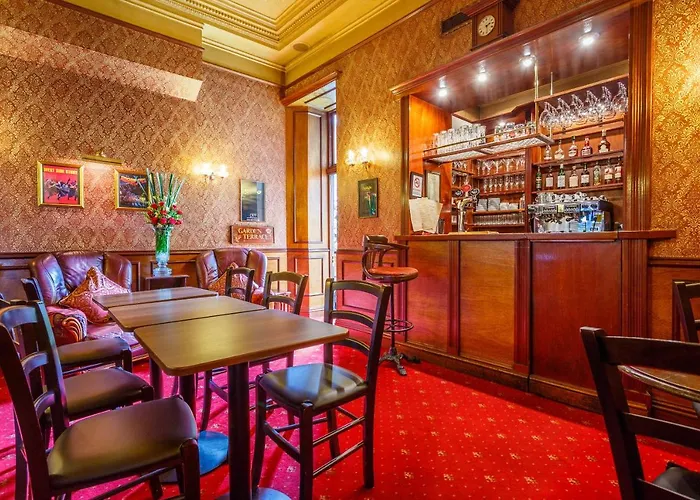 London Elizabeth Hotel